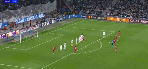 世界杯赛事直播app下载-半场：利物浦1-0马赛，索博斯洛伊建功，埃基蒂克破门被吹