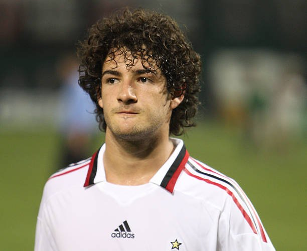 世界杯高清直播-米兰老照片回顾帕托职业生涯|AC米兰|吉列尔梅-帕托|阿迪达斯|ac米兰_新浪体育_新浪新闻